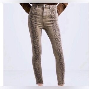 Zara python snake skin jeans size 4 or small